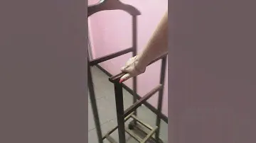 Напольные вешалки в магазине мебели "Белорусская мебель"